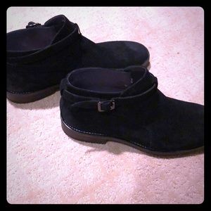 Size 11.5 black suede ankle boots English Laundry